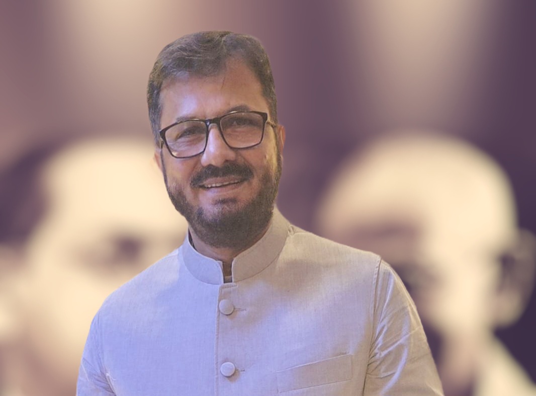 देश में भाषा पर कोई विवाद नहीं होना चाहिए: क्यू एम नवेद