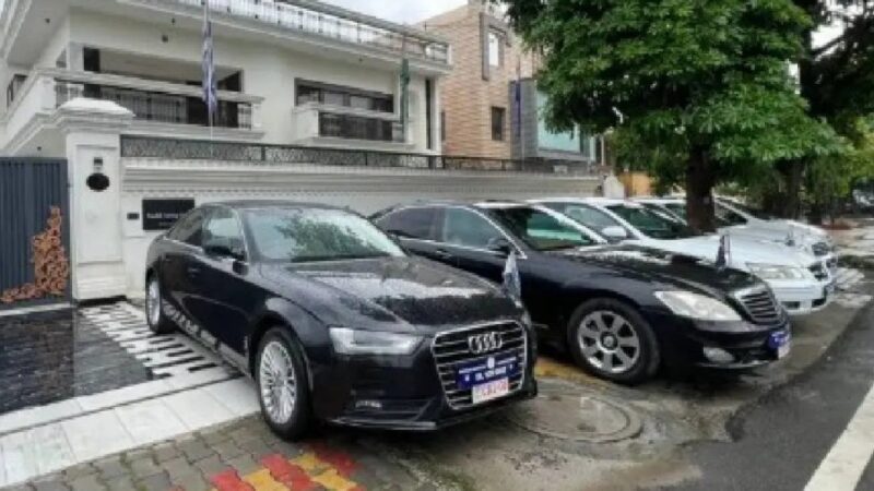 गाज़ियाबाद में हर्षवर्धन जैन ने खोल ली कई देशो की फ़र्ज़ी एम्बेसी, गिरफ्तार