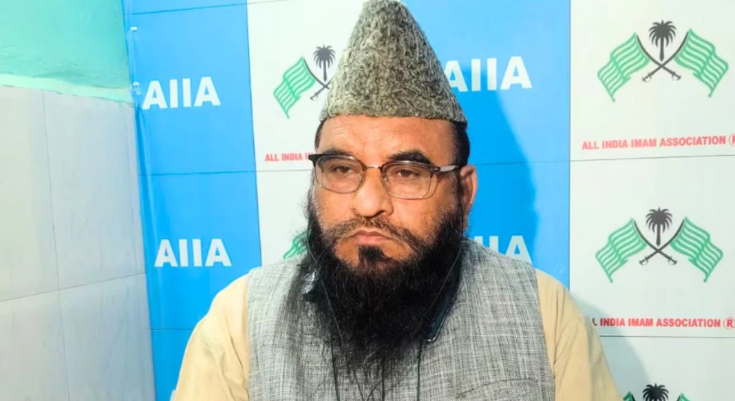 सपा सांसद डिंपल यादव पर की थी टिप्पणी, मौलाना साजिद रशीदी के खिलाफ मामला दर्ज