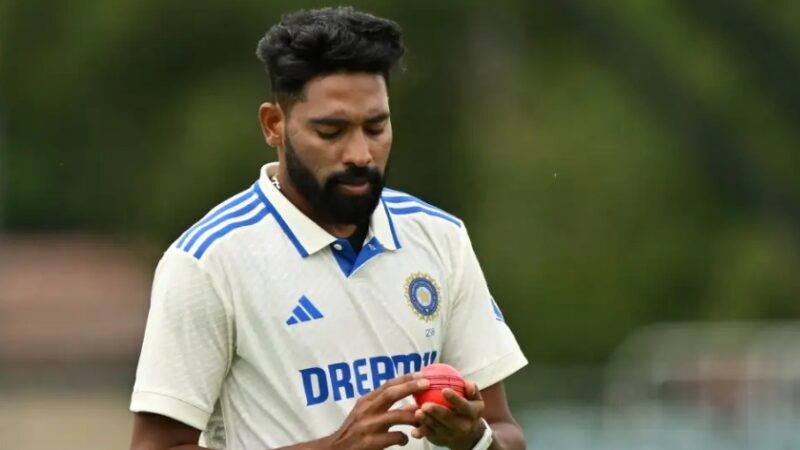 मोहम्मद सिराज ने रचा इतिहास, ऐसा करने वाले पहले गेंदबाज बने