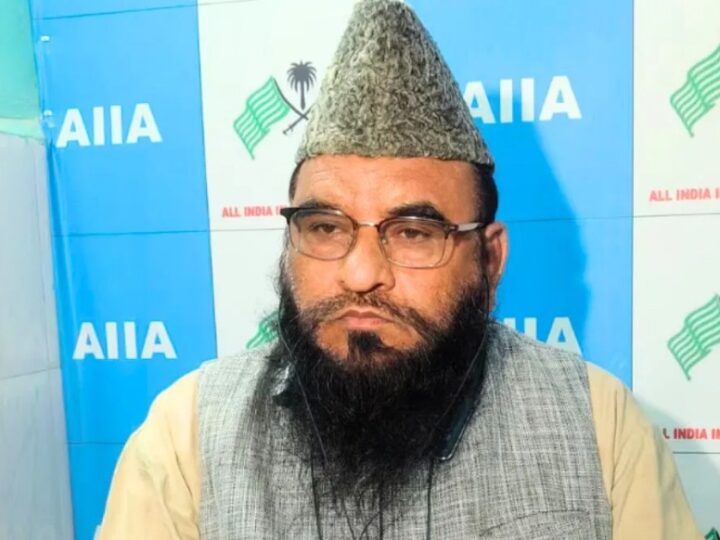 सपा सांसद डिंपल यादव पर की थी टिप्पणी, मौलाना साजिद रशीदी के खिलाफ मामला दर्ज