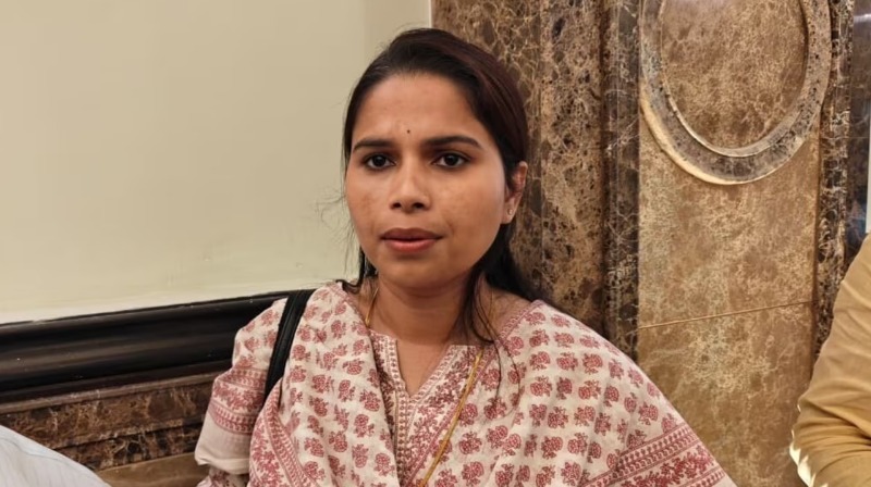 सपा विधायक पूजा पाल निष्कासित, विधानसभा में की सीएम योगी की तारीफ